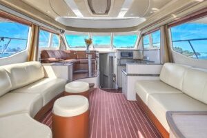 Sea Ray Sedan Bridge