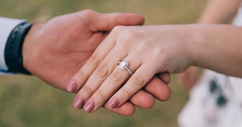 yacht-marriage-proposal